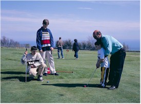 Putting at Helen Gardens